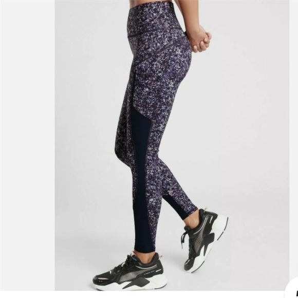 Athleta Rainier Printed mesh tight sandstone athletic leggings - Picture 3 of 9